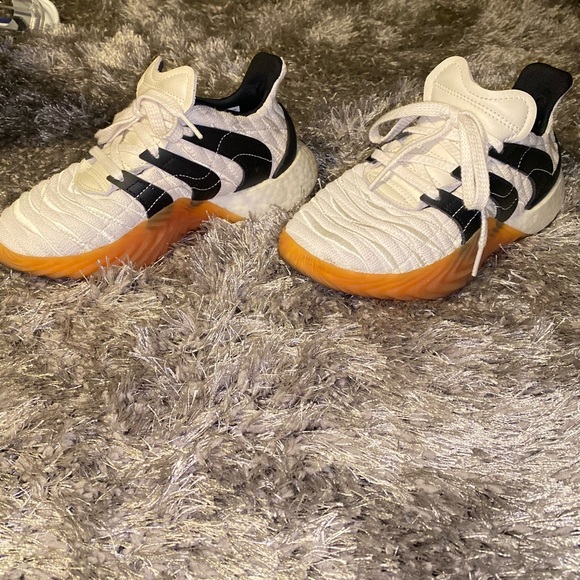 Adidas sobakov boost 2.0 boys size 6.5 - Picture 3 of 9